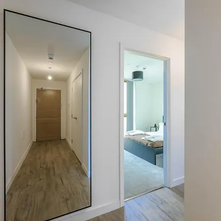 Apartment Spacious 1 Bedroom In